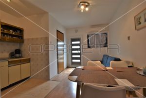 Apartment in a quiet environment, 40 m2, Malinska, Krk 10