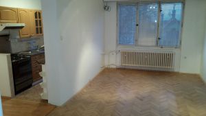 Prodej bytu 3+1 v Třeboni, Souběžná 800 12