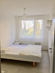 Útulný bílý byt - Soukromý pokoj 8