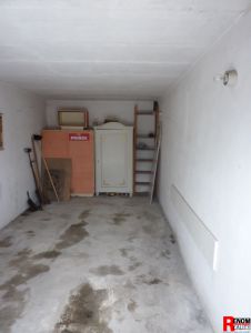 Prodej zrekonstruovaného bytu 3+1 s lodžií a zděnou garáží na Plešivci v Českém Krumlově. 10