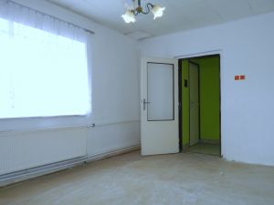 Prodej rodinného domu 105 m², pozemek 422 m² Svinařov, okr. Kladno 7