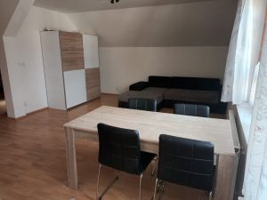 Prostorný mezonetový apartmán 2+1 64 m2 přímo pod lanovkou Tanvaldský Spičák – Albrechtice v Jiz. horách  2