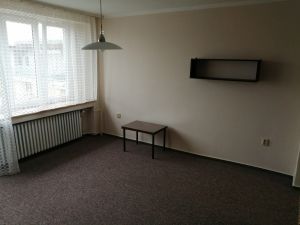 Pronájem 1+1 ulice Příční, centrum, 39 m2, balkon 1