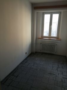 Pronájem 3,5+1, ul. Bratislavská (u Úrazové nemocnice), 95 m2, balkon, komora 4