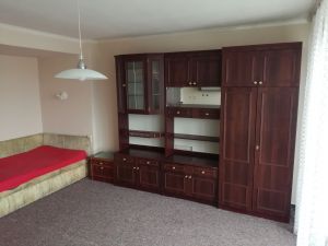 Pronájem 1+1 ul. Bratislavská (u Úrazové nemocnice), 39 m2, balkon 3