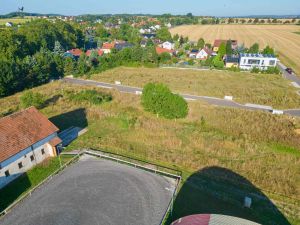 Stavební pozemek 800m2 2