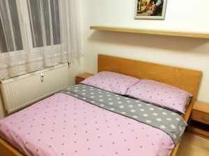 Zařízený byt 2+kk 52 m2, Nový Bohdalec, Praha 10 - Michle 10