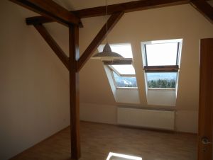 ŘRD se 3 byty s výhledem na Pražský hrad 8