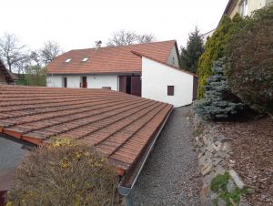 PRODÁM SAMOSTATNĚ STOJÍCÍ RODINNÝ DŮM 3