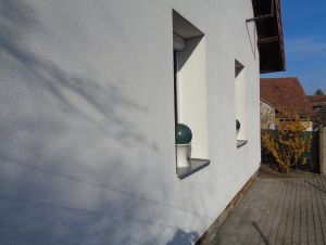 PRODÁM SAMOSTATNĚ STOJÍCÍ RODINNÝ DŮM 10
